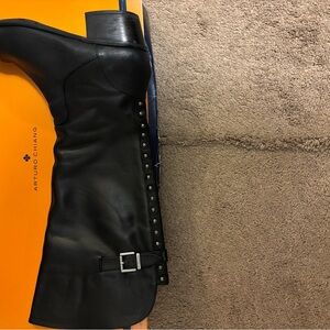 Arturo Chiang Black Women’s Boots. Heel is missingg on the bottom of one boot.